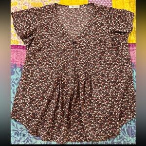 Rumors from Torrid, size 0, floral blouse, purple base color, cute!